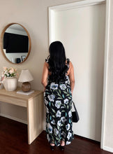 Load image into Gallery viewer, DARLING MIDI DRESS
