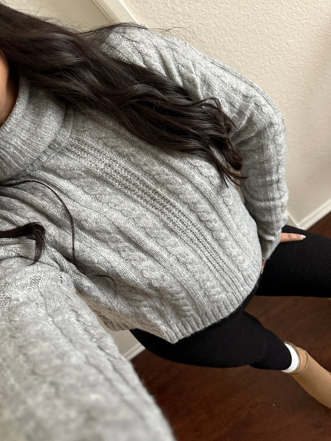 GLOOMY DAYS TURTLENECK SWEATER - HEATHER GREY