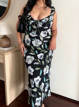 Load image into Gallery viewer, DARLING MIDI DRESS
