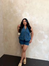 Load image into Gallery viewer, ON REPEAT DENIM SHORTS
