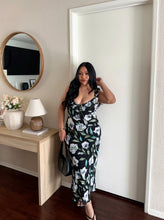 Load image into Gallery viewer, DARLING MIDI DRESS
