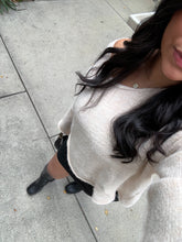 Load image into Gallery viewer, CRISP AIR SWEATER (CREAM)
