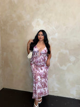 Load image into Gallery viewer, FLORAL TEASE SET
